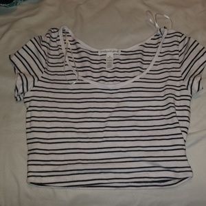 A crop top